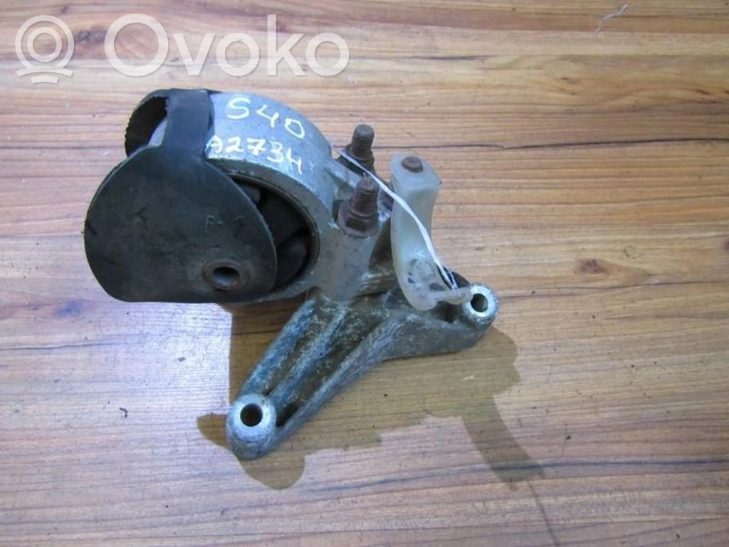 Engine mount bracket   3318030,3318030