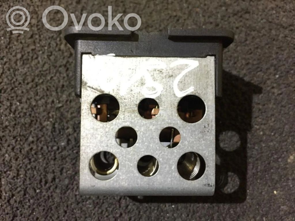 Mercedes-Benz A W168 Rezystor / Opornik dmuchawy nawiewu 