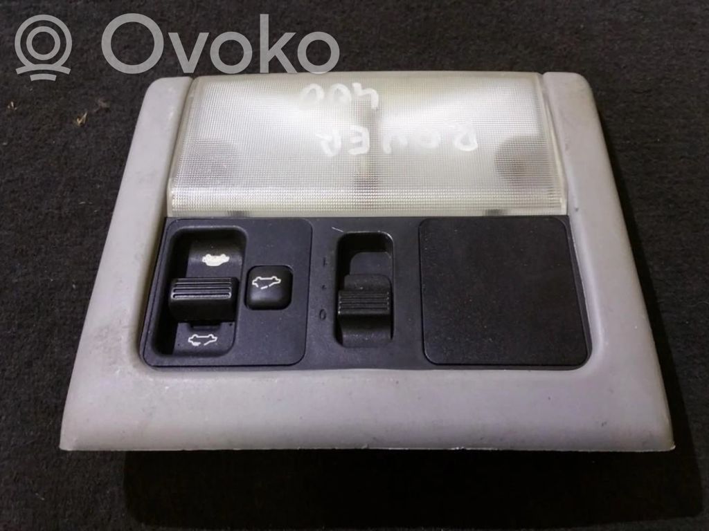 Luz del asiento delantero