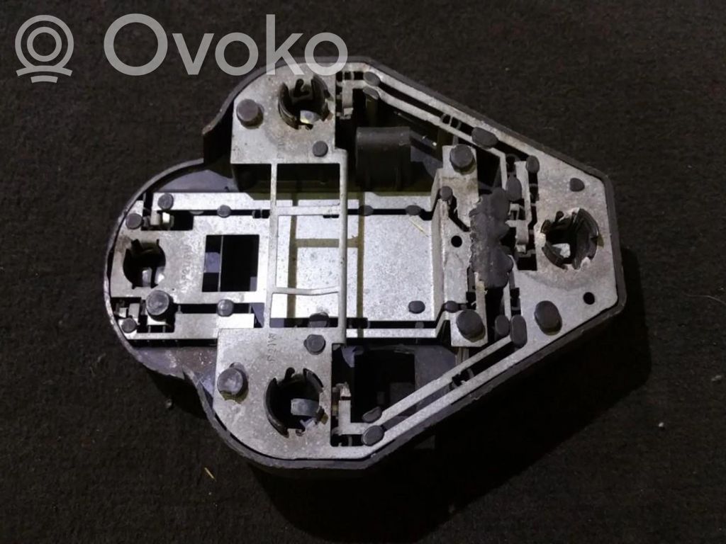 Cubierta del soporte de la lámpara de la luz trasera