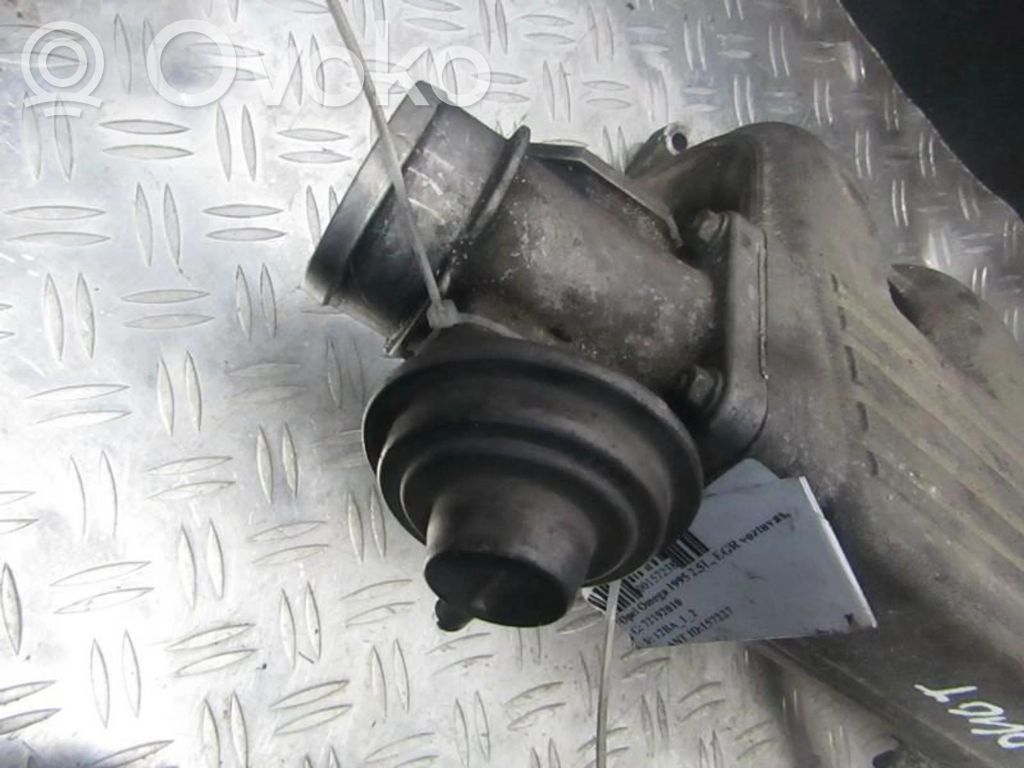 Opel Omega B1 Zawór EGR 