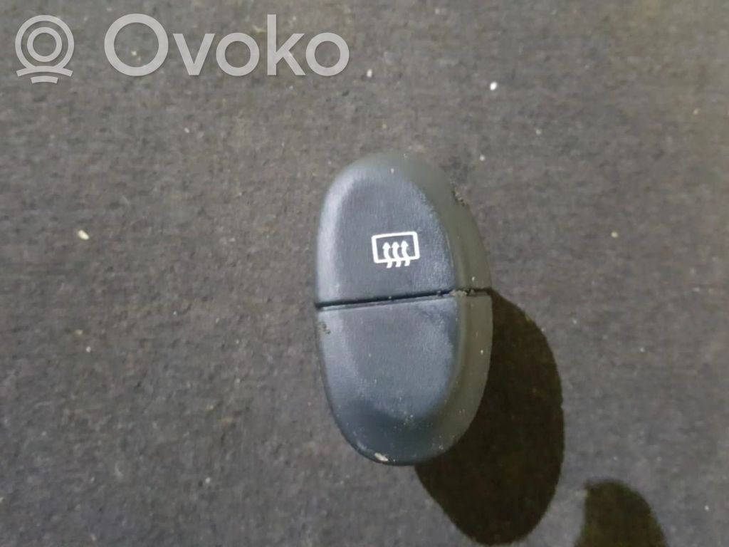 Przycisk / Przełącznik ogrzewania szyby przedniej / czołowej   841243B,061599026,061599026,841243B