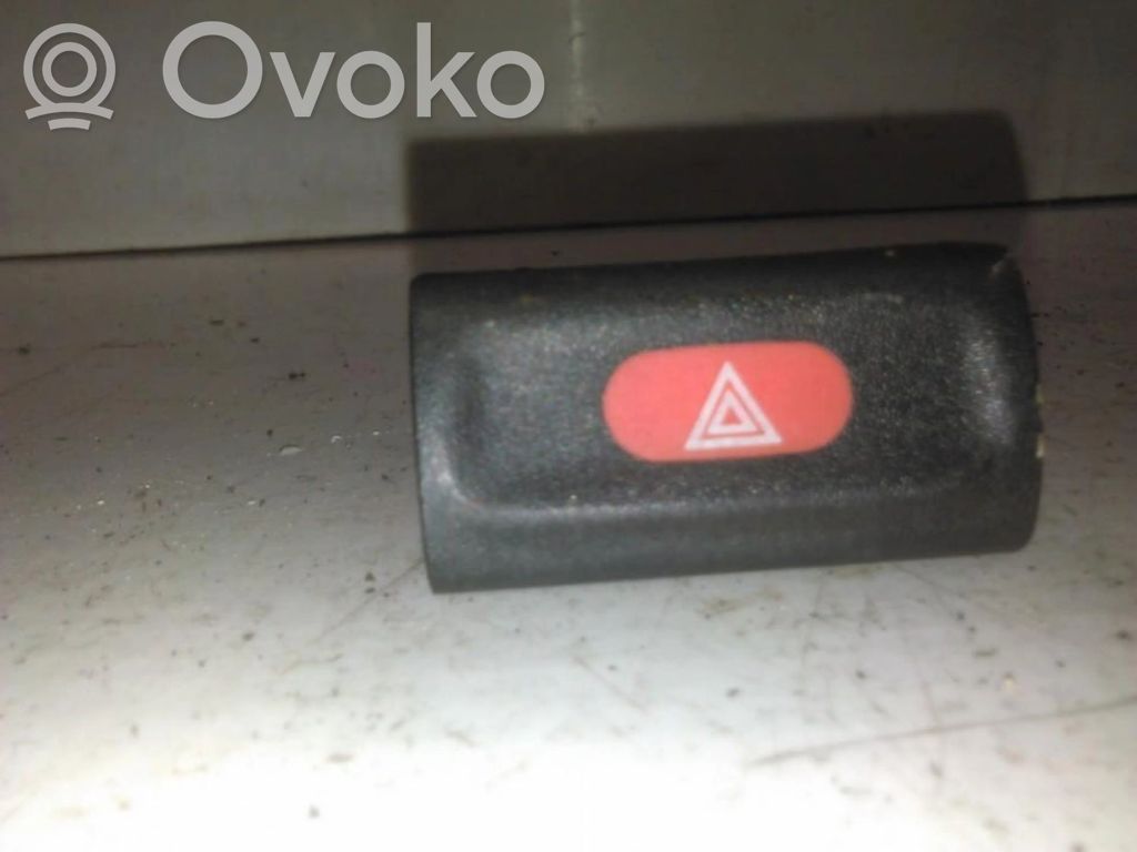 Opel Vectra B Interruttore luci di emergenza 