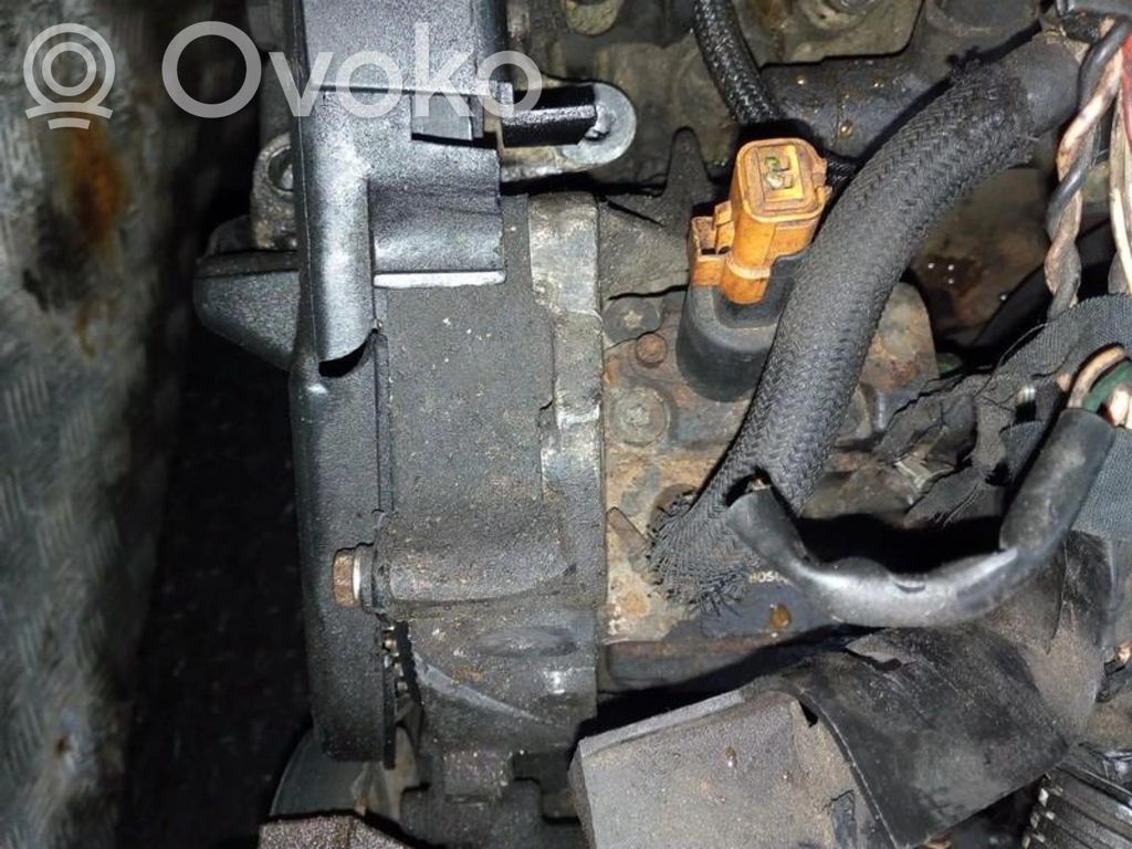 Peugeot 206 Pompa ad alta pressione dell’impianto di iniezione 