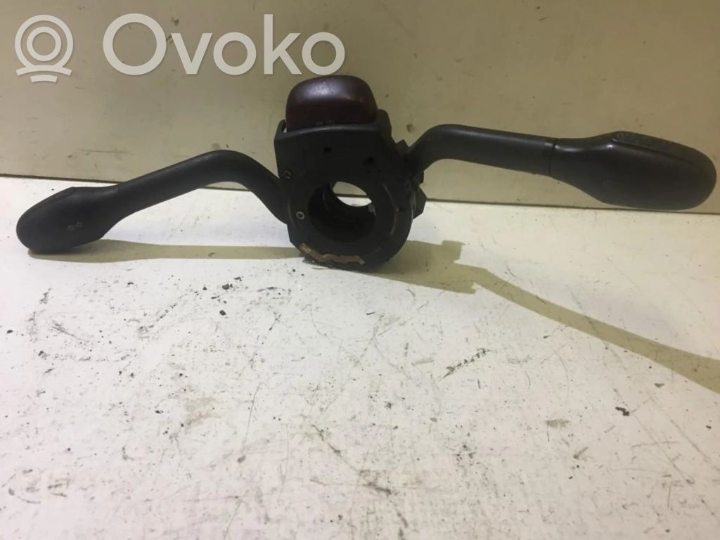 Volkswagen Golf III Commodo, commande essuie-glace/phare 