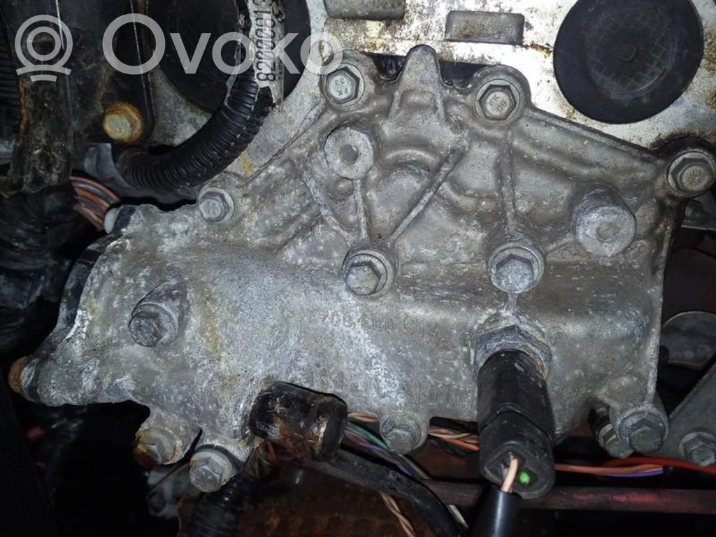 Renault Megane II Tubo flessibile del liquido di raffreddamento del motore