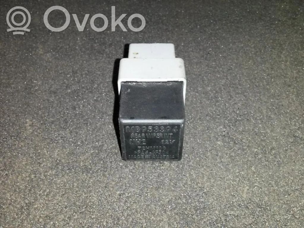 Alte relee   MB953394,72HM100,72HM100,MB953394