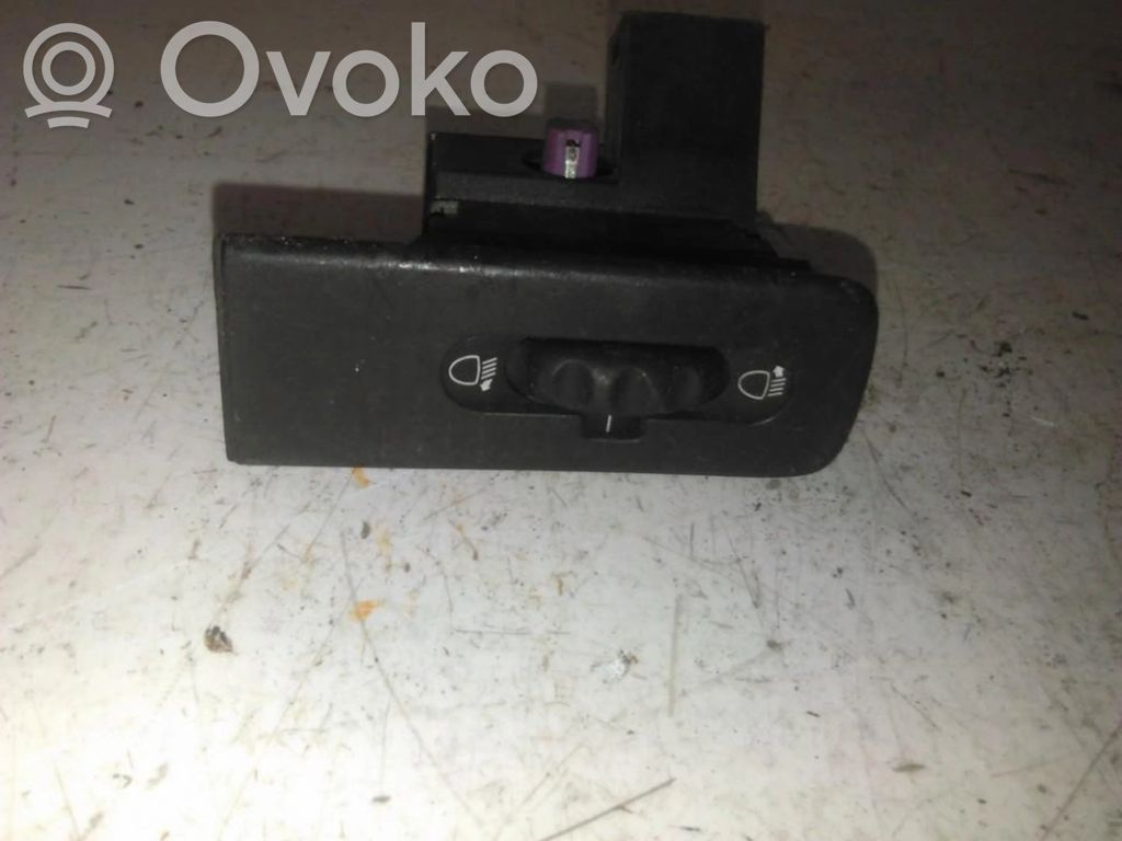 Renault Laguna I Headlight level height control switch 