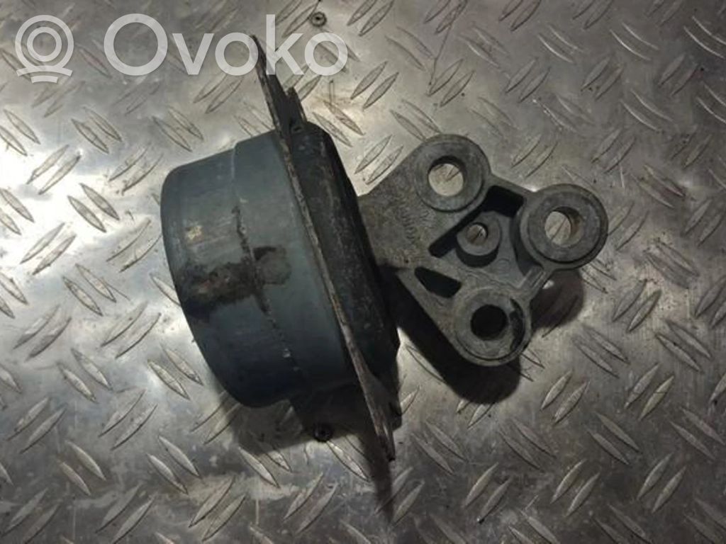 Engine mount bracket   V057290808,V057290808