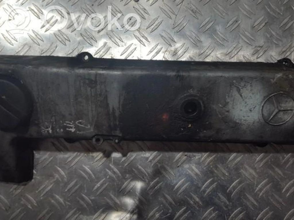 Mercedes-Benz C W202 Ventildeckel 