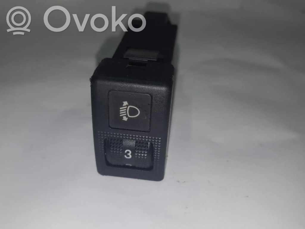 Bouton commande réglage hauteur de phares   134139,134139