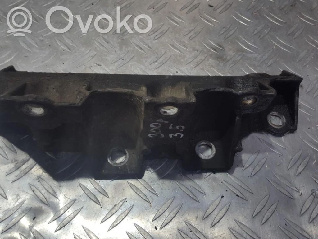 Engine mounting bracket   4663952,4663952