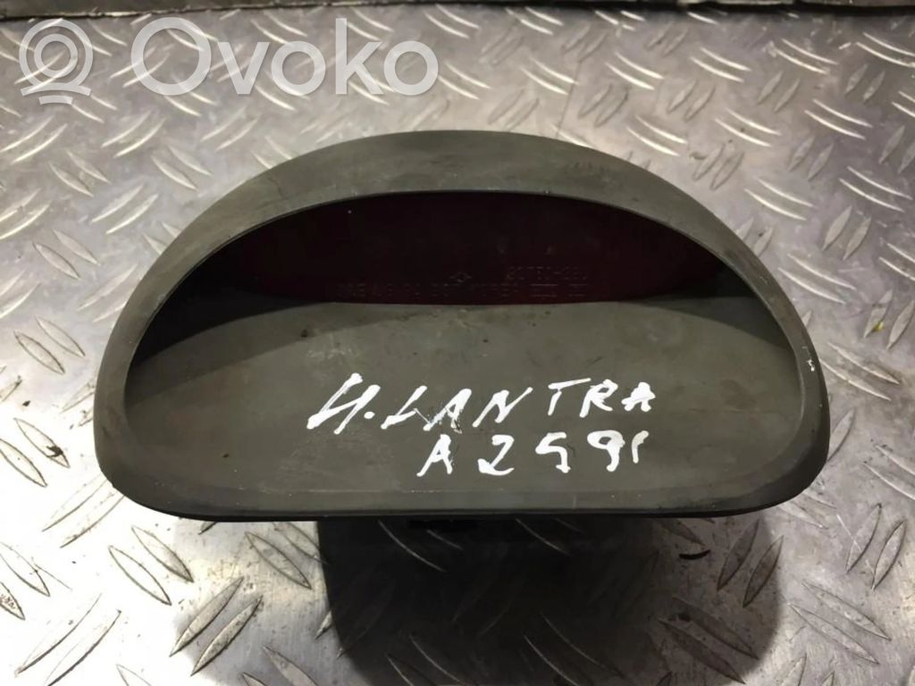 Hyundai Lantra II Trzecie światło stop 