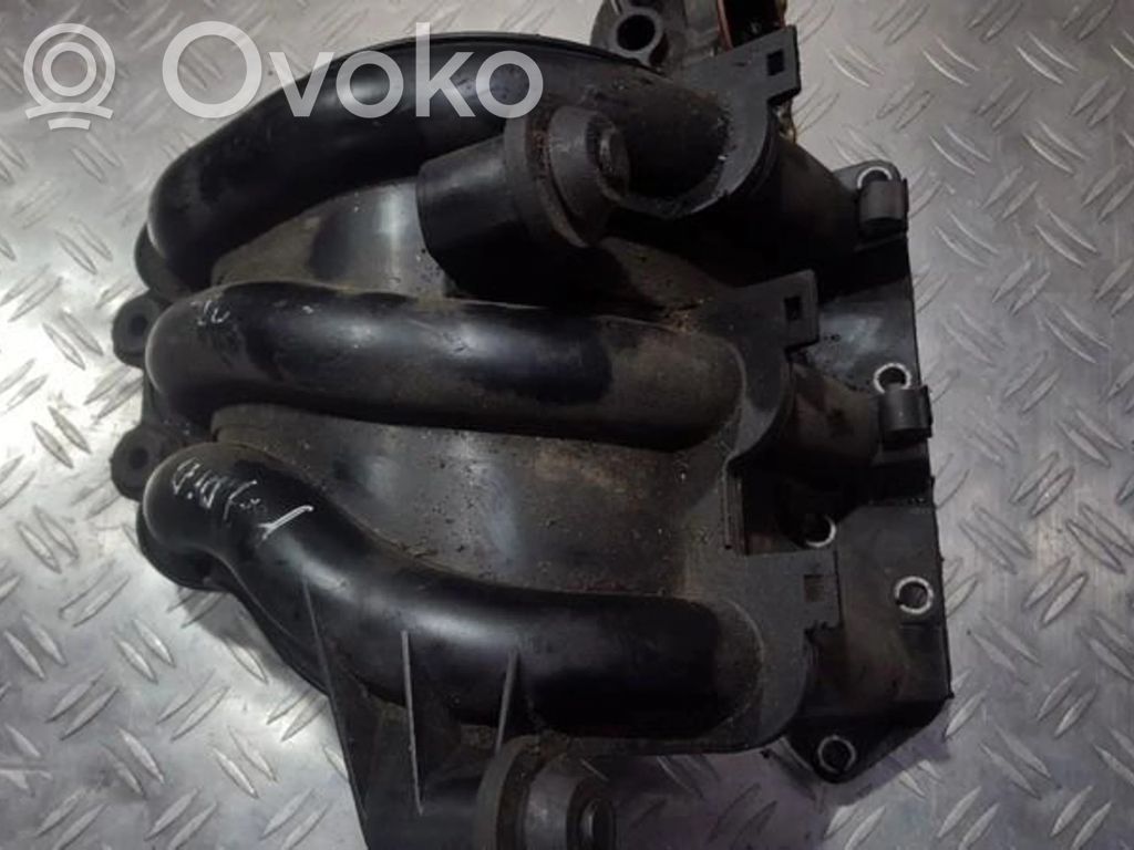 Volkswagen Polo Collettore di aspirazione 