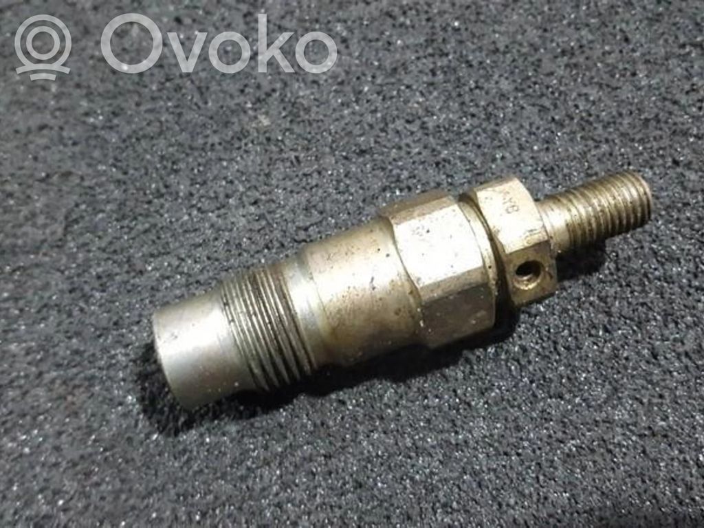Inyector de combustible   71B1361,71B1361,71B1361,71B1361