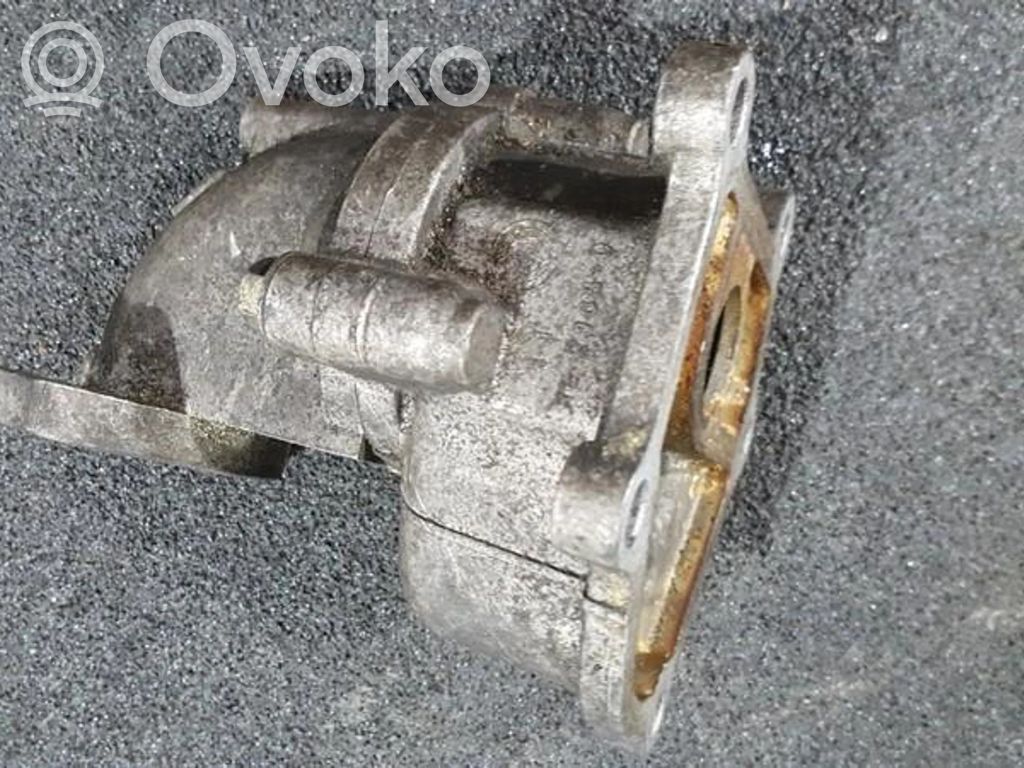 Nissan Primera Conductă/furtun lichid de răcire motor 
