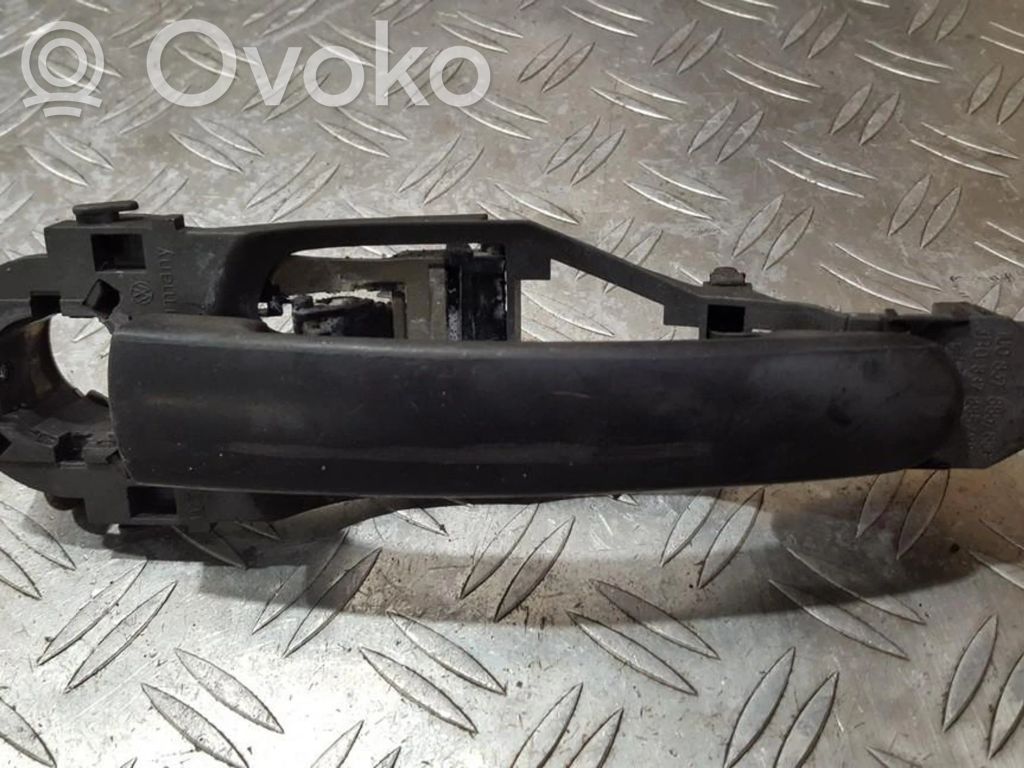 Volkswagen PASSAT B5 Manecilla externa puerta delantera 
