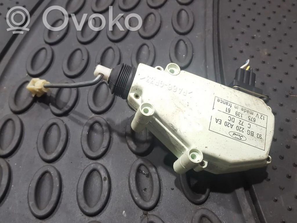 Ford Mondeo MK I Motor de bloqueo de puertas