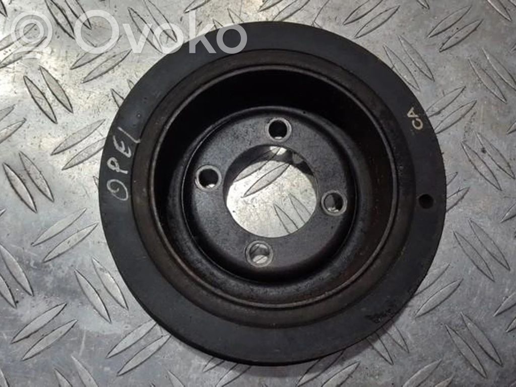 Opel Omega B1 Fulie vibrochen 