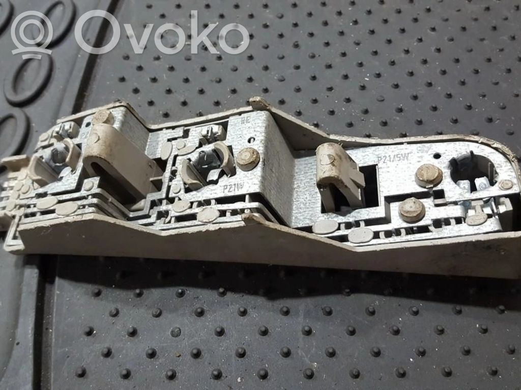 Ford Fiesta Suport becuri lampă spate 