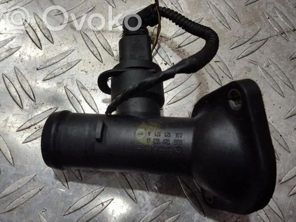 Volkswagen Golf V Conductă/furtun lichid de răcire motor 