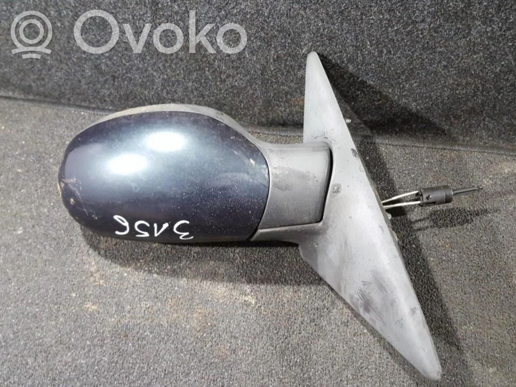 Renault Laguna I Specchietto retrovisore elettrico portiera anteriore 