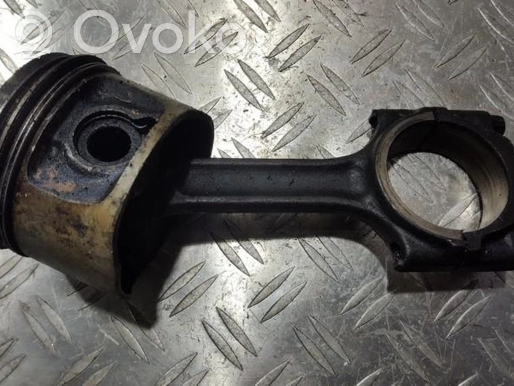 Pistón con biela