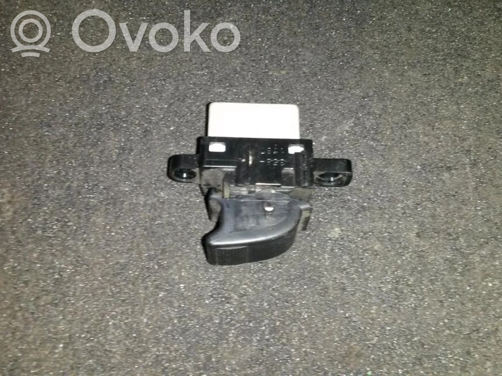 Mazda 323 F Schalter el. Fensterheber 