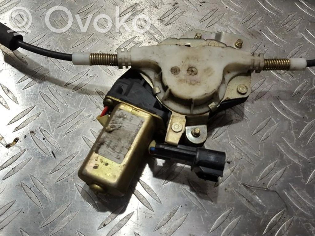 Motor del regulador de la ventanilla de la puerta delantera