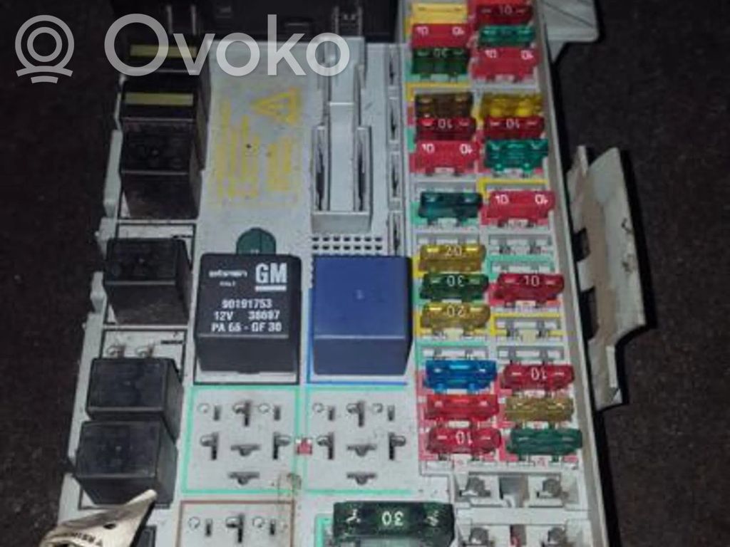 Opel Vectra B Set scatola dei fusibili