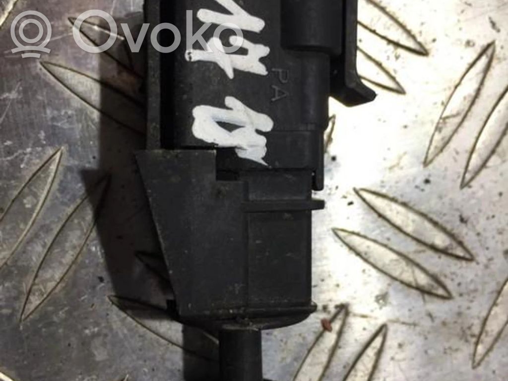 Sensor interruptor de la alarma del capó   90355463,90355463