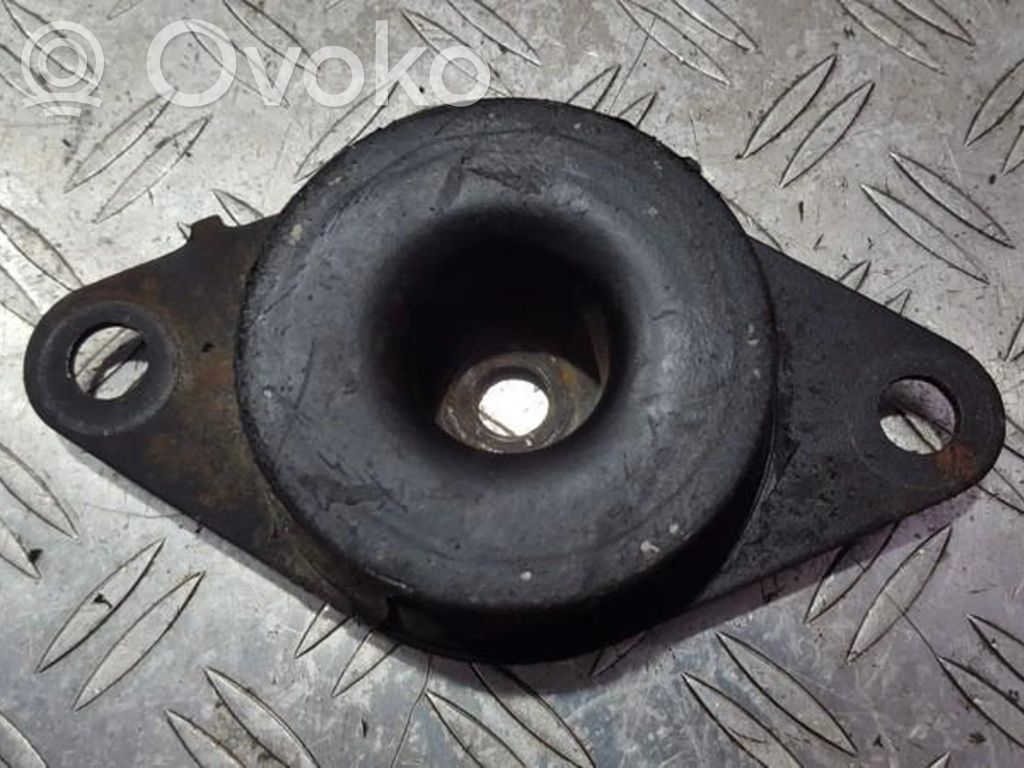 Renault Laguna I Engine mount bracket 