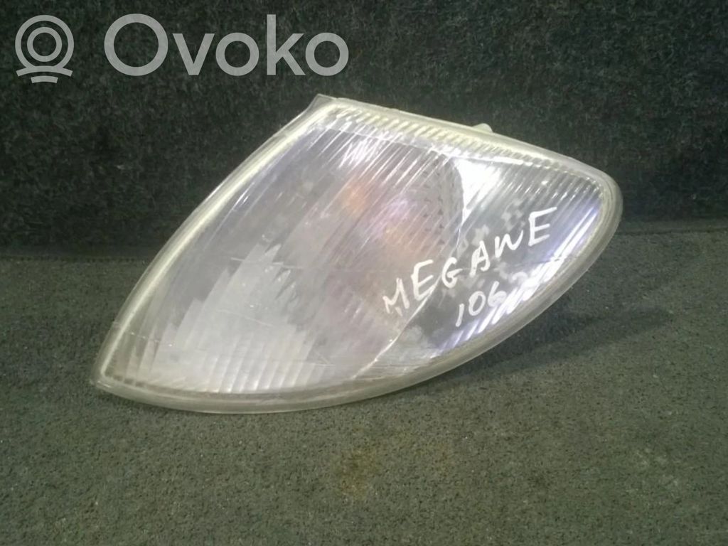 Renault Megane I Indicatore di direzione anteriore 