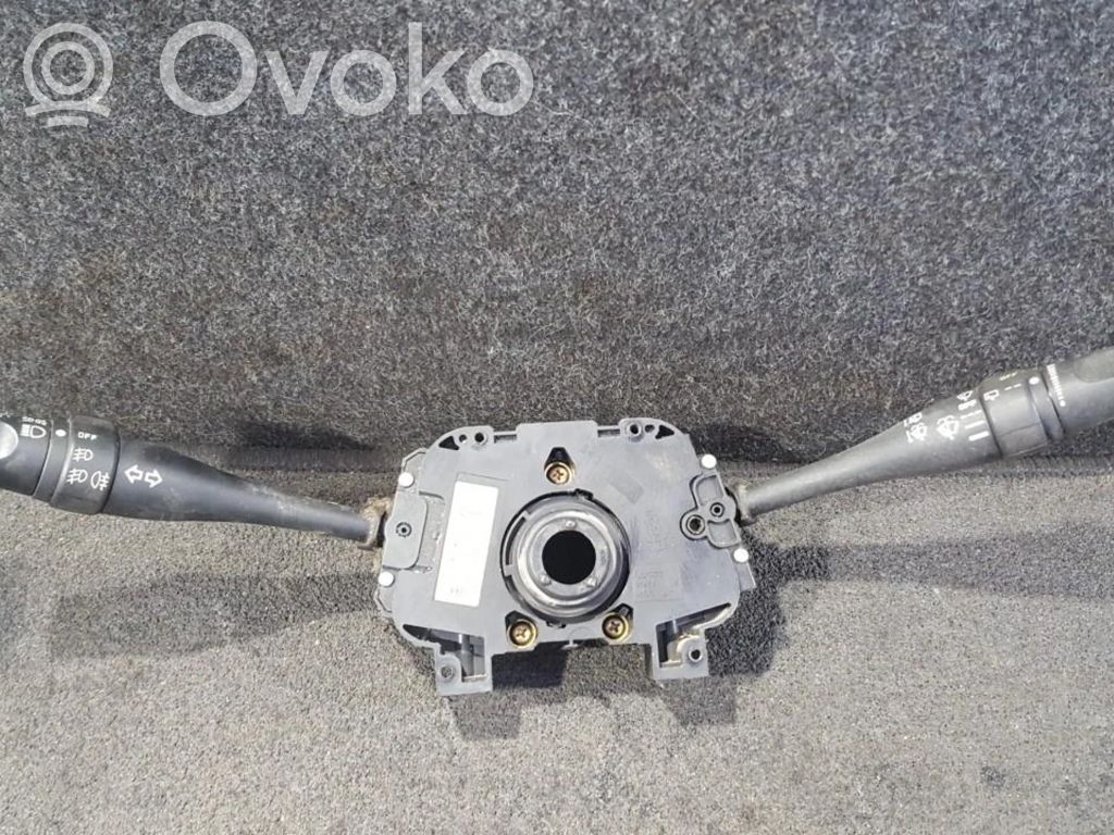 Nissan Almera N16 Leva/interruttore dell’indicatore di direzione e tergicristallo