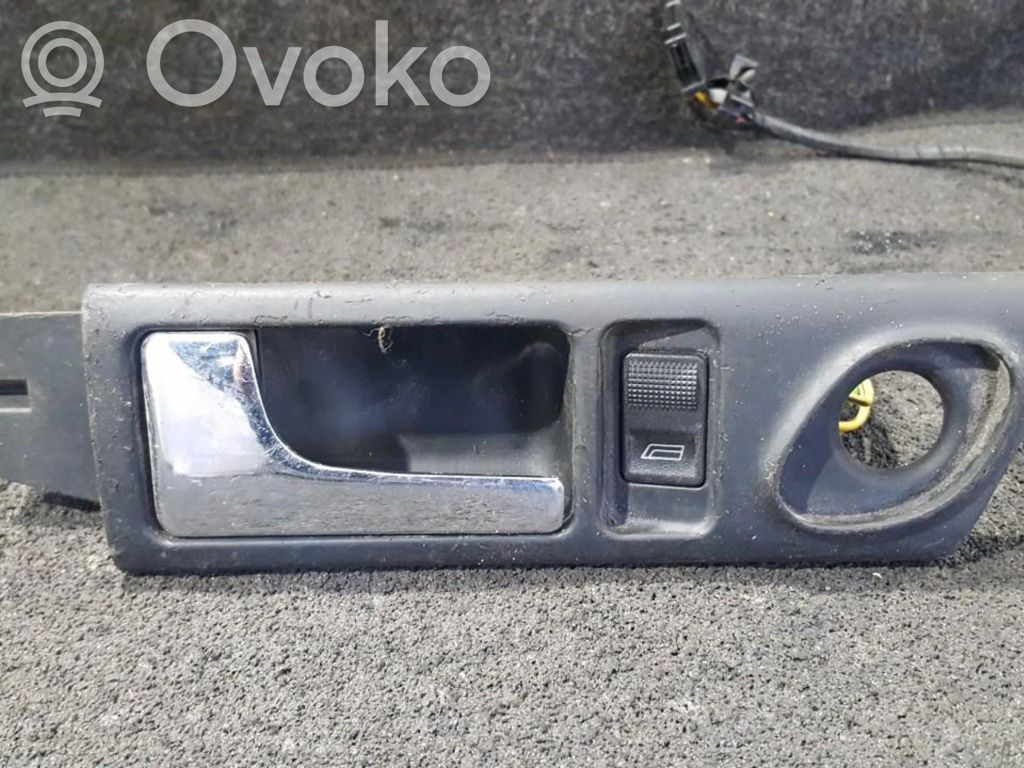 Audi A6 S6 C4 4A Manecilla interna puerta delantera 