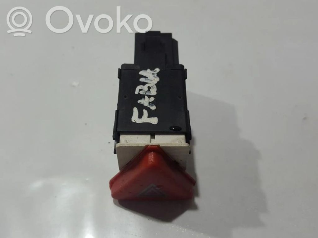 Skoda Fabia Mk1 (6Y) Interruttore luci di emergenza
