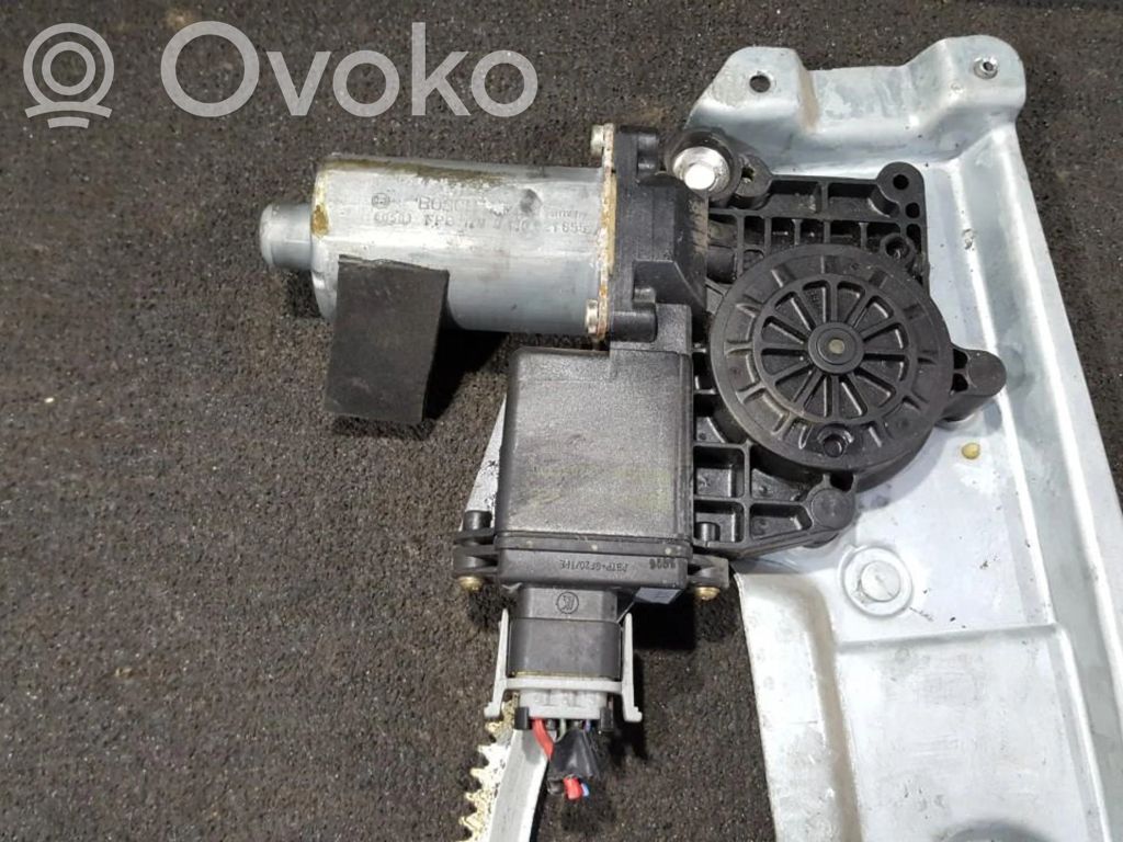 Opel Vectra B Motorino alzacristalli della portiera anteriore 