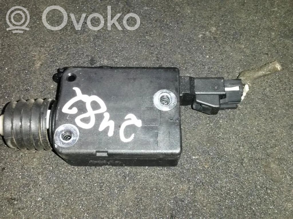 Opel Vectra B Motorino della chiusura centralizzata