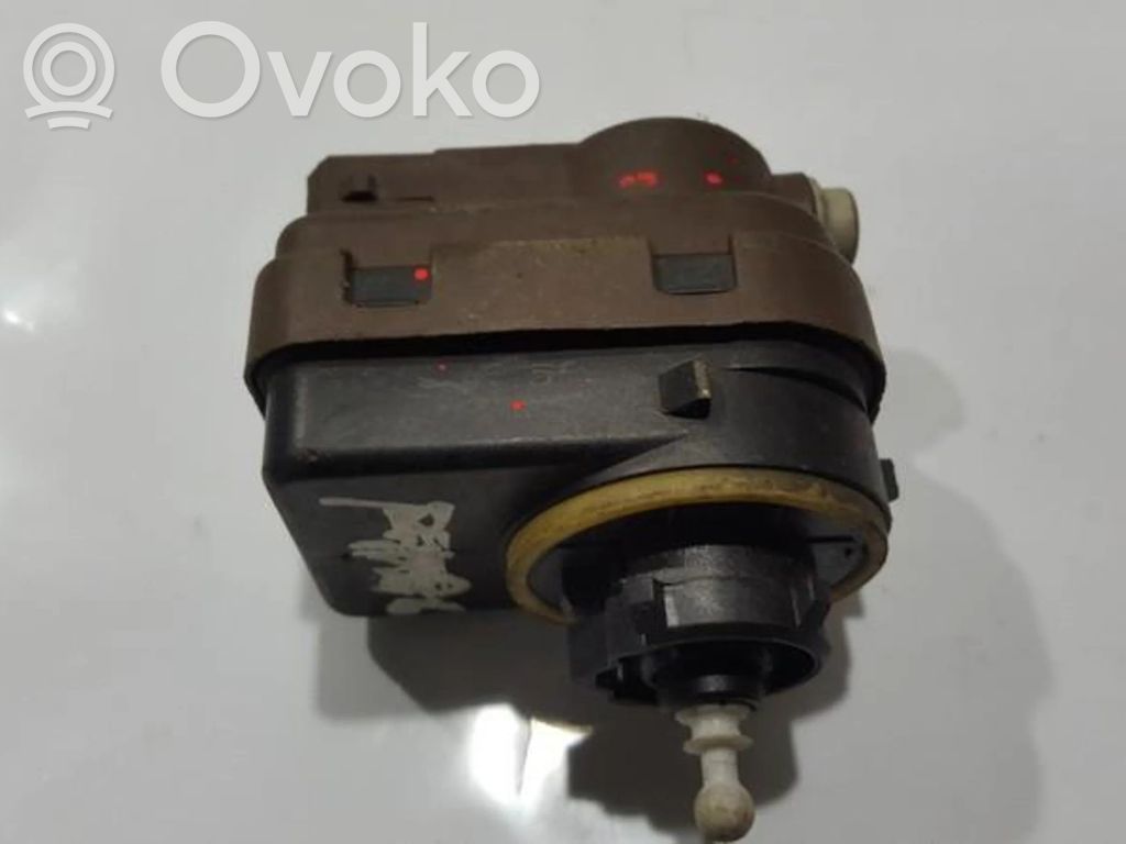 Peugeot 306 Moteur de réglage du niveau des phares