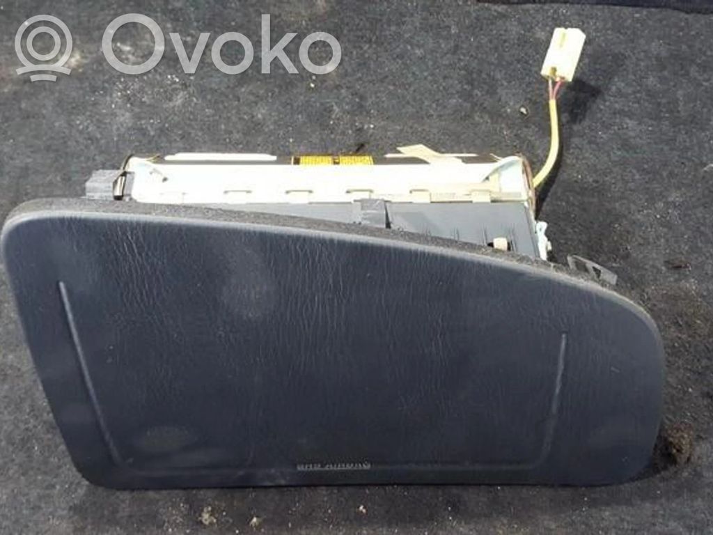Mazda 626 Passenger airbag 