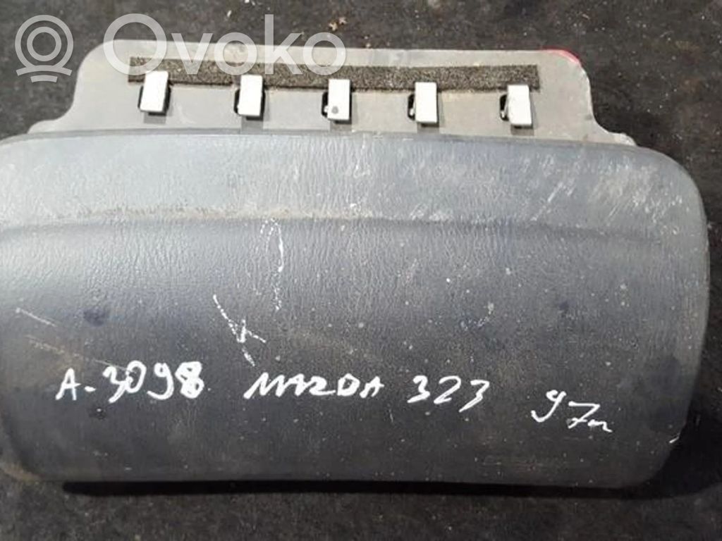 Mazda 323 Matkustajan turvatyyny 