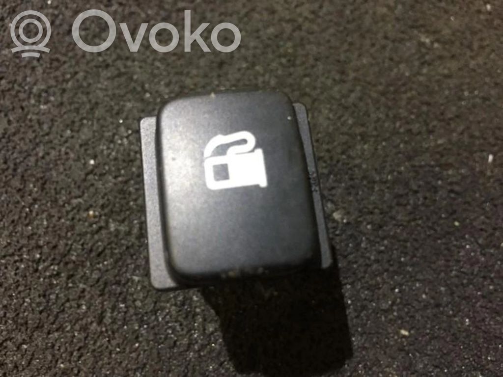 Polttoainesäiliön avauskytkin   96530658XT,96530658XT