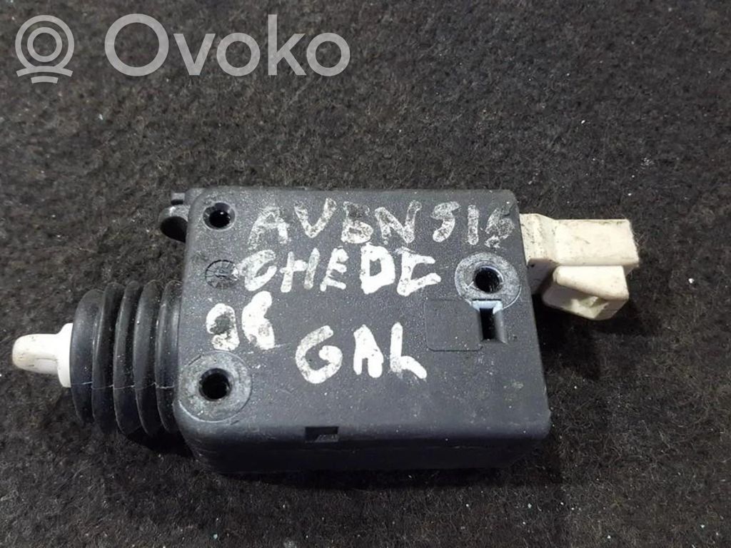 Toyota Avensis T220 Moteur verrouillage centralisé