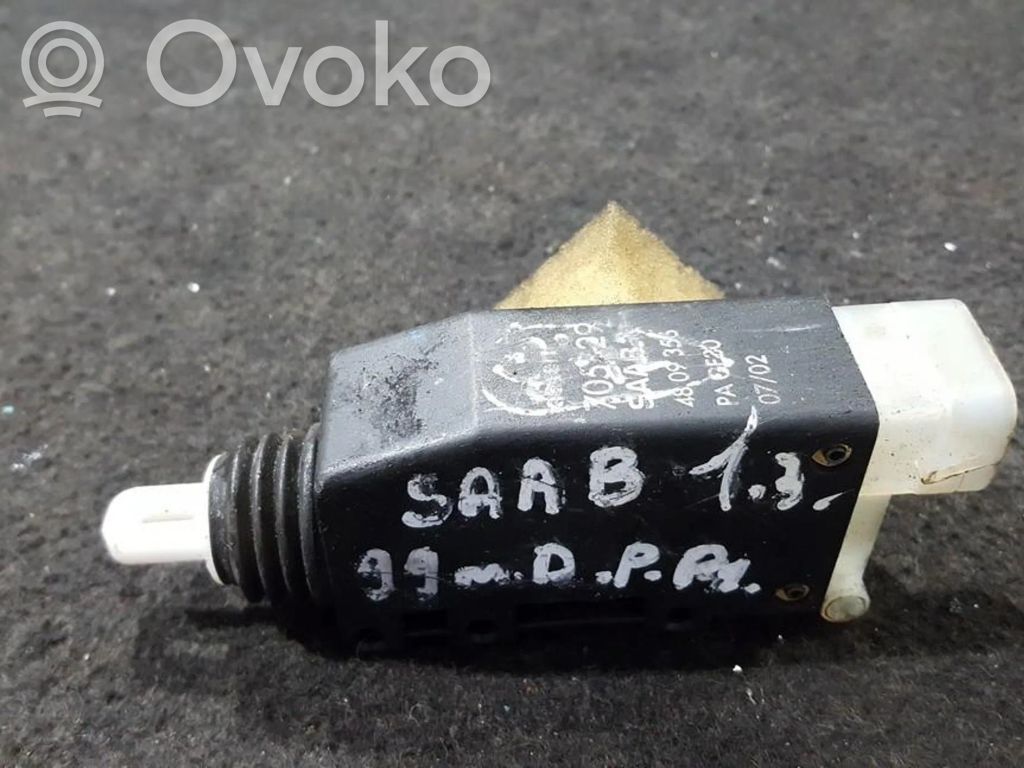 Saab 9-3 Ver1 Motor de bloqueo de puertas 