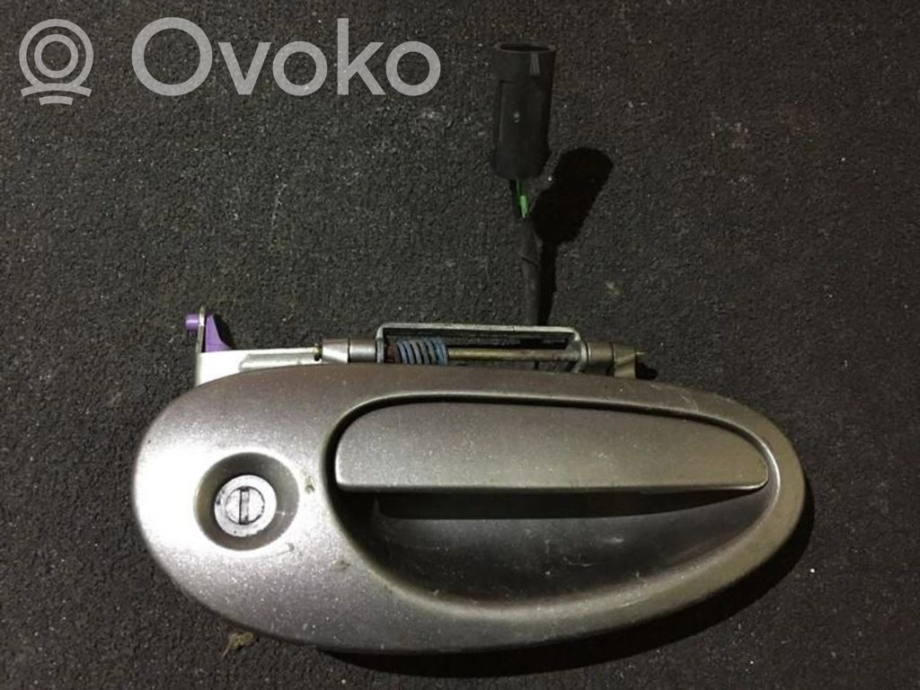 Etuoven ulkokahva