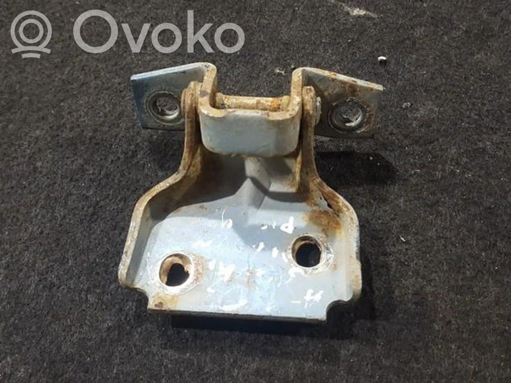 Front door upper hinge