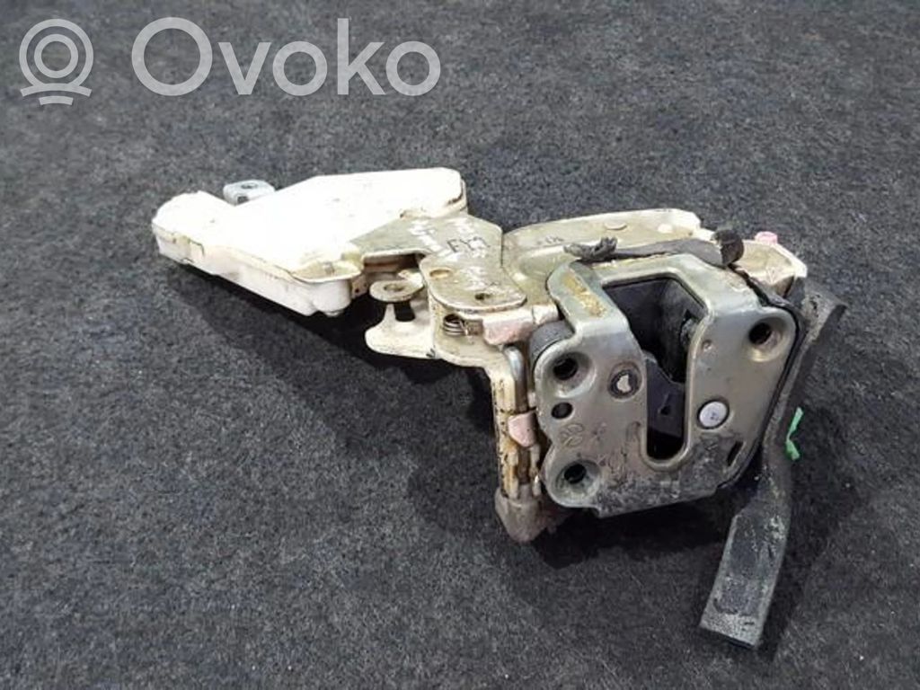 Nissan Primera Serratura portiera anteriore 