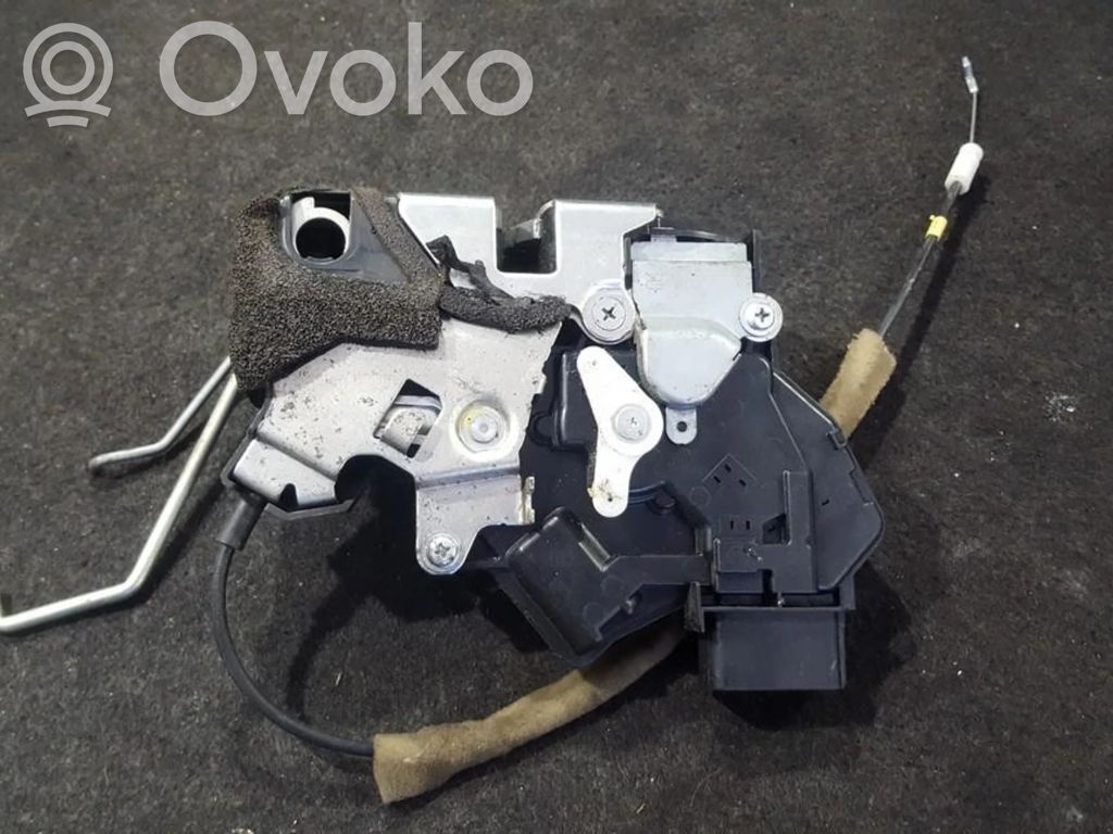 Mazda 5 Front door lock 