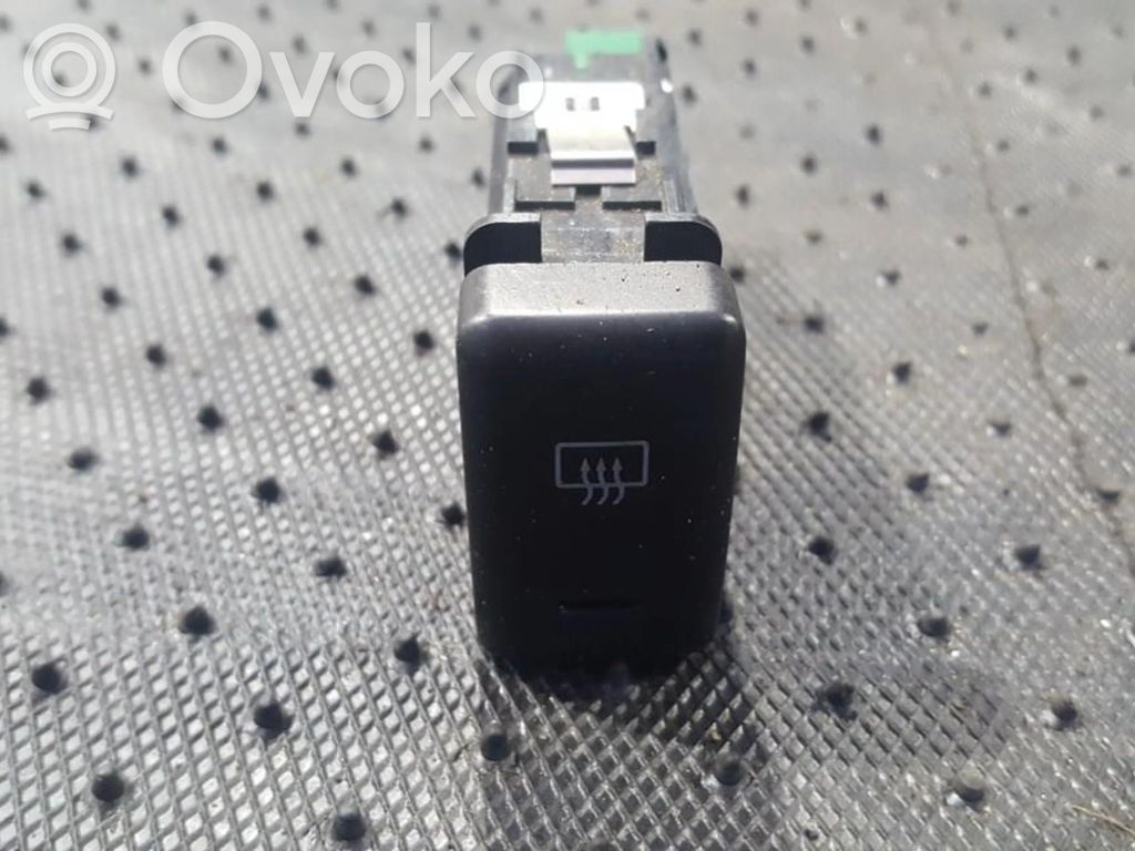 Isuzu Rodeo Windscreen/window heater switch 