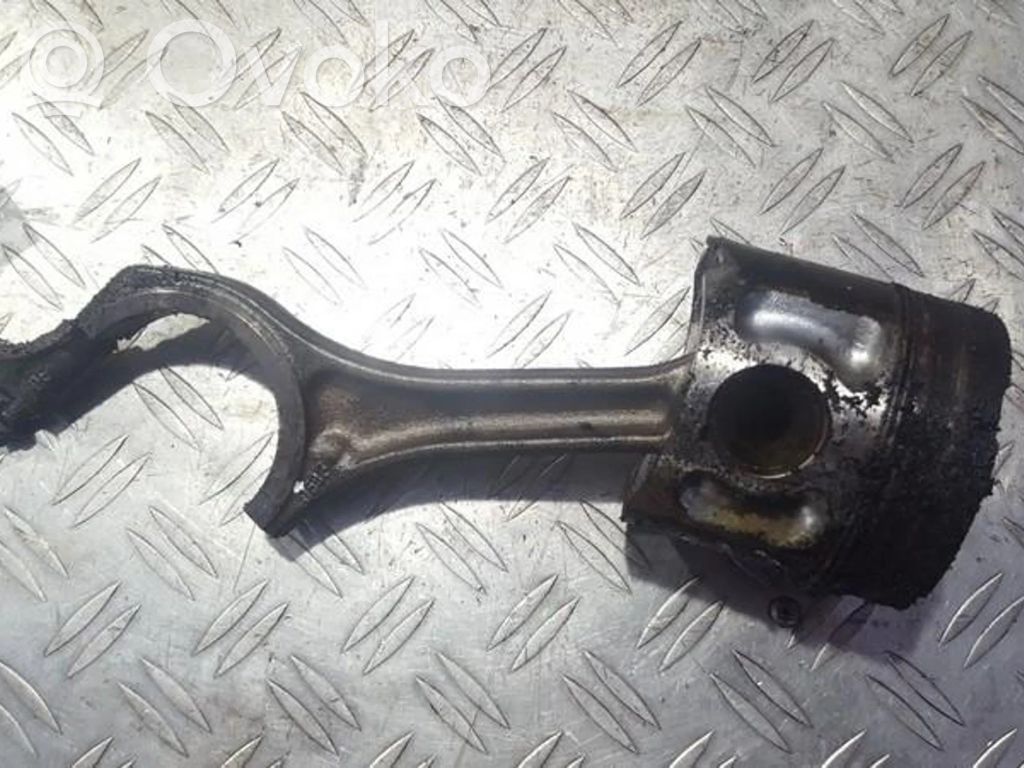 Audi A6 S6 C5 4B Pistone con biella 